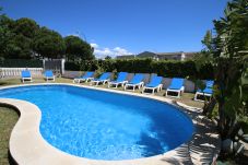 Holiday apartment in La Llosa with swimming pool Spain