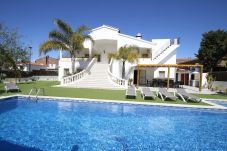 Villa in Cambrils - Villa Gladiols Cambrils