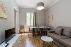 Apartment in Barcelona - CIUTADELLA PARK, 4 bedrooms, park views