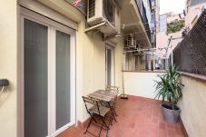 Apartment in Barcelona - GRACIA COMFORT, with patio area
