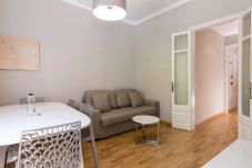 Apartment in Barcelona - CIUTADELLA PARK, 4 bedrooms, top views
