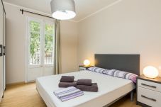 Apartment in Barcelona - CIUTADELLA PARK, 4 double bedrooms, top views