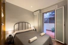 Apartment in Barcelona - GRACIA comfort, patio place