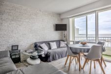 Apartment in Saint-Michel-Chef-Chef - hoomy10458