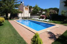 Villa in Mont-Roig del Camp - Villa Cati
