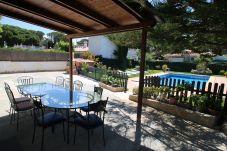 Villa in Mont-Roig del Camp - Villa Cati