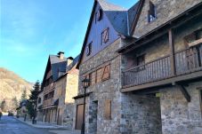 Townhouse in Escunhau - TH144 Casa Aranesa