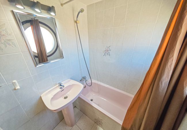 Apartment in Cambrils - Tres Carabelas 46 Apartment in Cambrils - Tres Carabelas 46
