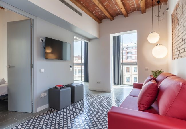 modern-apartment-terrace-pool-eixample-barcelona Design apartment with 3 bedrooms and access to the shared terrace in the center of Barcelona