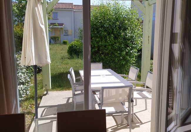 Terraced House in Talmont-Saint-Hilaire - hoomy10350