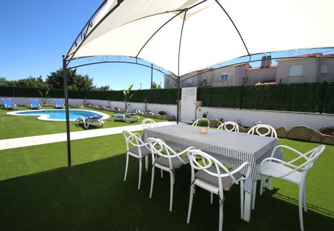 miami playa house with garden and private pool miami playa house with garden and private pool