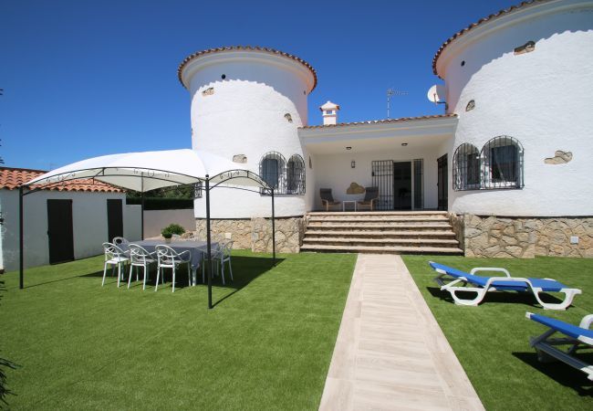 large luxury house miami platja large luxury house miami platja