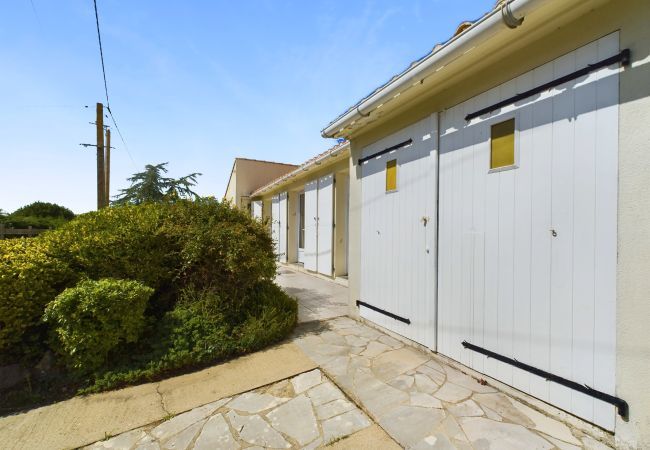 House in Brem-sur-Mer - hoomy10640 House in Brem-sur-Mer - hoomy10640
