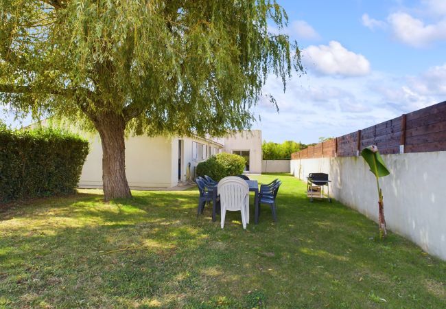 House in Brem-sur-Mer - hoomy10640 House in Brem-sur-Mer - hoomy10640