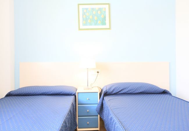 House in Salou - LAS CUMBRES 48 House in Salou - LAS CUMBRES 48