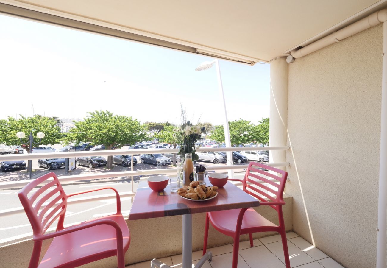 Apartment in Saint-Gilles-Croix-de-Vie - hoomy10385