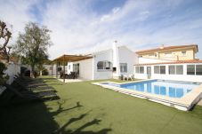 Villa en Miami Playa - Villa Atenea