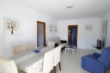 apartamento alquiler vacacional renovado cambrils