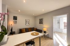 Apartamento en Barcelona - GRACIA CHIC, with balcony and views