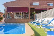 Casa de alquiler vacacional con piscina en Cambrils