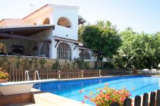 Villa en Roda de Barà - BFA 44 - CASA DOLORS