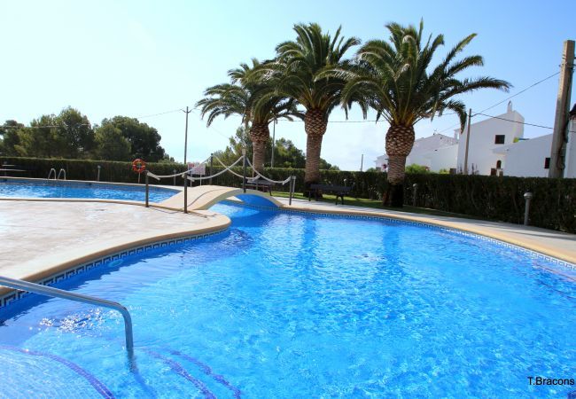 Apartamento vacacional con piscina en Miami Platja Apartamento vacacional con piscina en Miami Platja