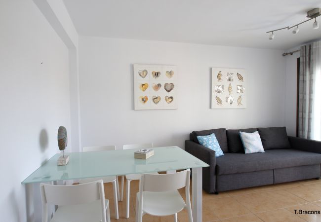 salon apartamento turistico miami platja salon apartamento turistico miami platja