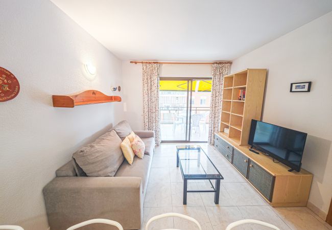 Apartamento en Cambrils - TXINGUDI  3 2 Apartamento en Cambrils - TXINGUDI  3 2