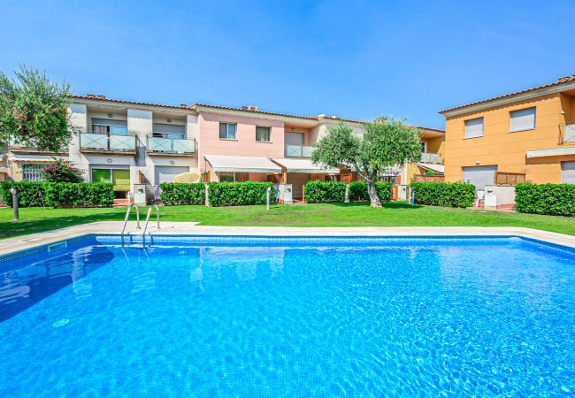 Casa en Cambrils - TARONGERS 33 C Casa en Cambrils - TARONGERS 33 C
