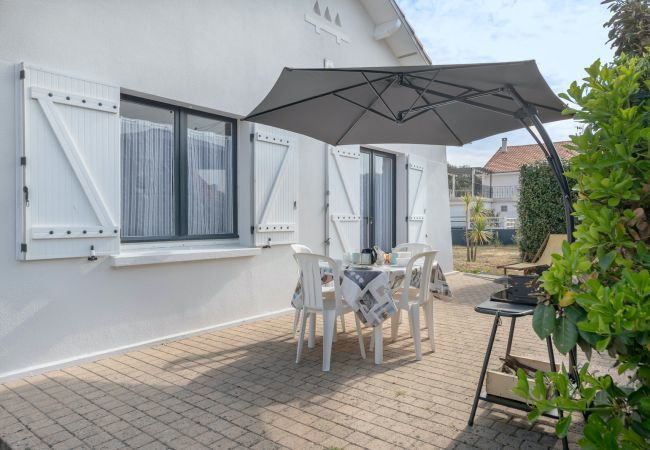 Casa en Saint-Michel-Chef-Chef - hoomy10619