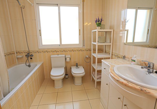 Apartamento en Cambrils - Bahia Dorada 8 D Apartamento en Cambrils - Bahia Dorada 8 D