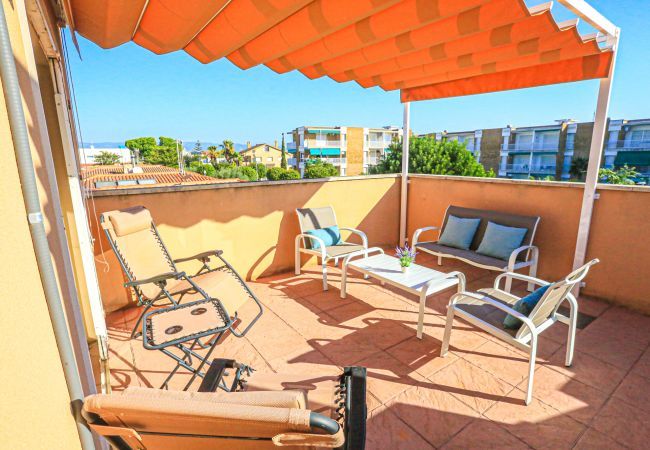 Apartamento en Cambrils - Bahia Dorada 8 D Apartamento en Cambrils - Bahia Dorada 8 D