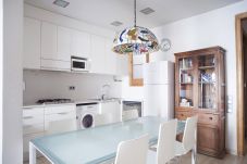 Appartement à Barcelone - VILADOMAT, large 4bed/2bath with balcony