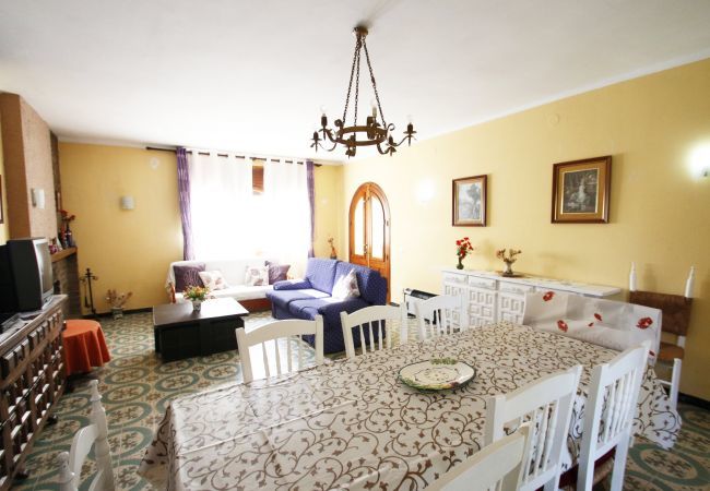 Villa à Mont-Roig del Camp - Villa Rustical 14 Costa Dorada Villa à Mont-Roig del Camp - Villa Rustical 14 Costa Dorada