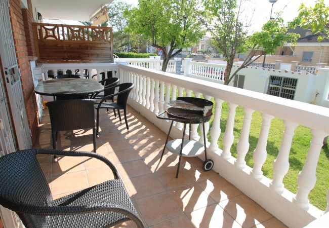 terrasse maison rosales à cambrils espagne terrasse maison rosales à cambrils espagne